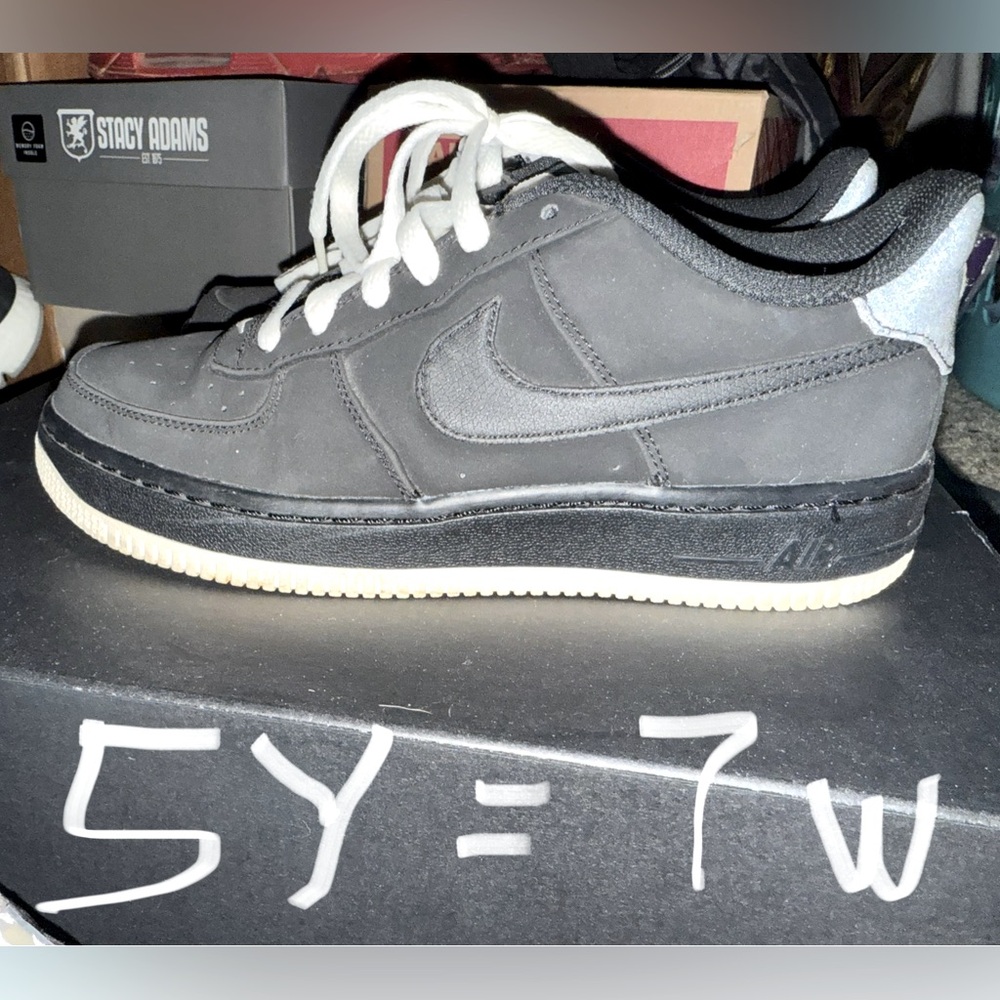 Nike Black and White Sneakers